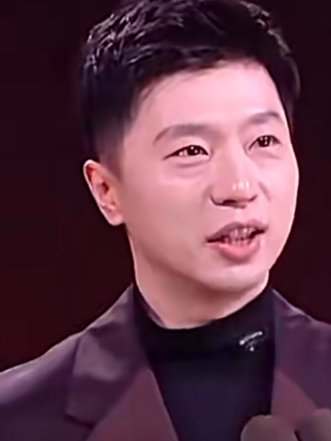 马龙刷新世界纪录，恒大教练激动落泪！的简单介绍